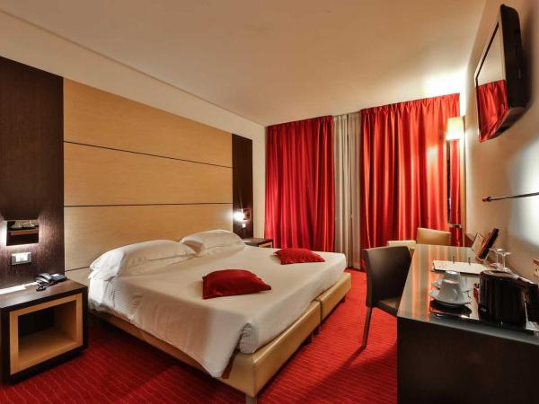 Best Western Plus Hotel Galileo Padova : photo 4 de la chambre chambre lit queen-size confort