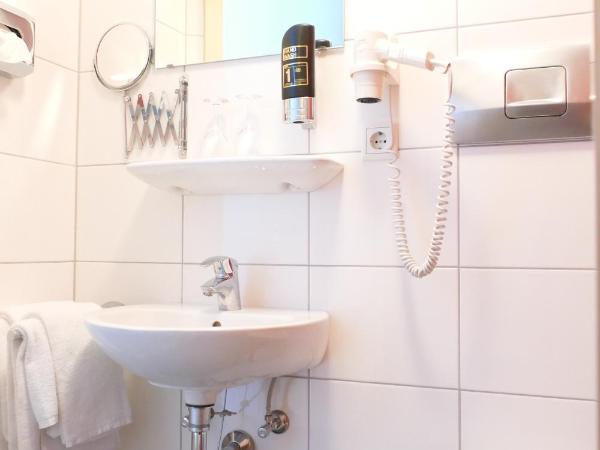 DAS Steeps Ihr Brauhaus und Hotel : photo 9 de la chambre chambre simple standard