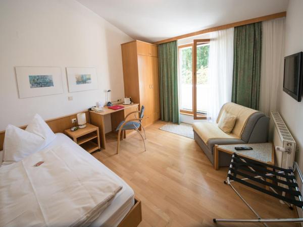 Am Spiegeln dialog.hotel.wien : photo 1 de la chambre chambre simple avec balcon