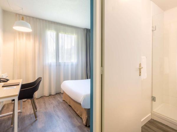 Best Western Armor Park Dinan : photo 6 de la chambre chambre lit queen-size confort - non-fumeurs