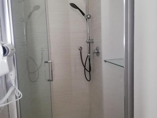 Flamingo Guest House- Rooms : photo 6 de la chambre chambre double