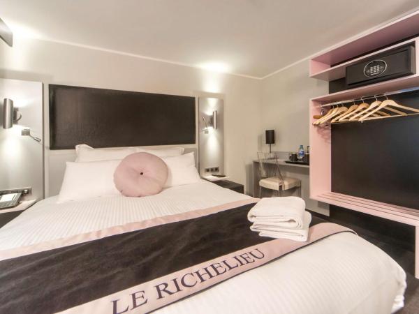 Hôtel Boutique Richelieu, Lyon Gare Part-Dieu : photo 4 de la chambre chambre lit queen-size standard - côté balcon