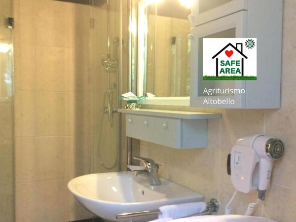 Agriturismo Altobello : photo 3 de la chambre chambre familiale