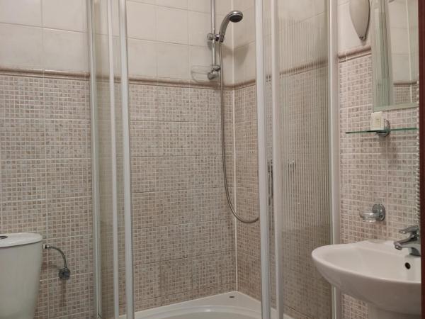 Willa Pod Dębami : photo 4 de la chambre chambre double