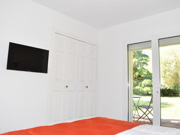 La Villa Saint André - Argeles sur mer : photo 1 de la chambre chambre double - vue sur jardin