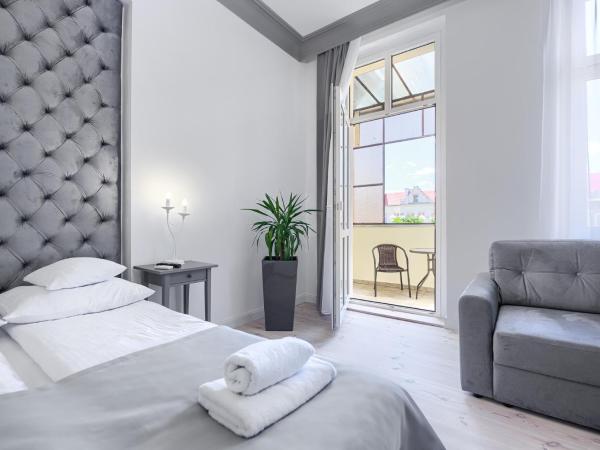 Aparthotel 1899 : photo 2 de la chambre studio avec balcon