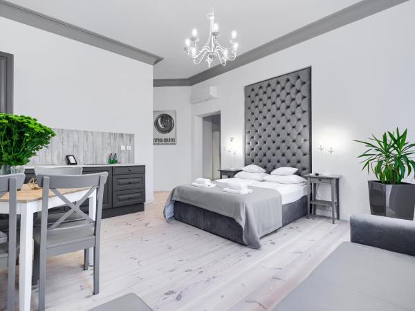 Aparthotel 1899 : photo 4 de la chambre studio avec balcon