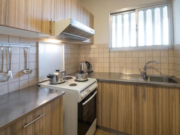 Marina Alimos Hotel Apartments : photo 1 de la chambre appartement familial standard - vue sur mer