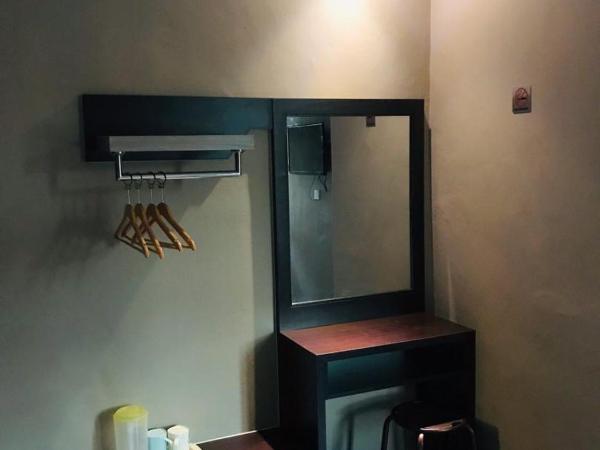 Highway Times Inn Hotel : photo 6 de la chambre chambre double standard