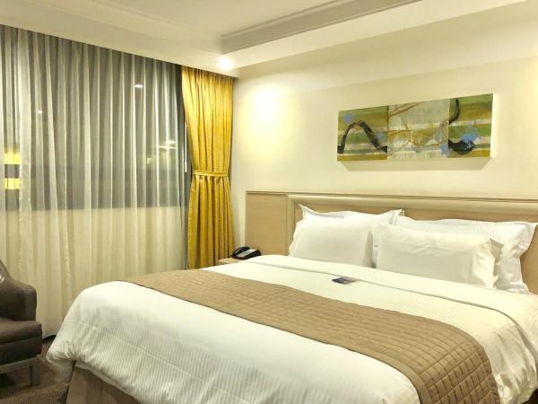 Hotel Marbella : photo 3 de la chambre chambre lit king-size