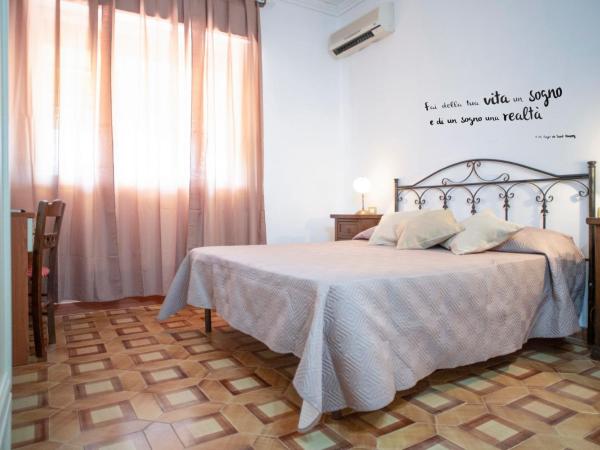 Poesia del Mare B&B : photo 10 de la chambre chambre double