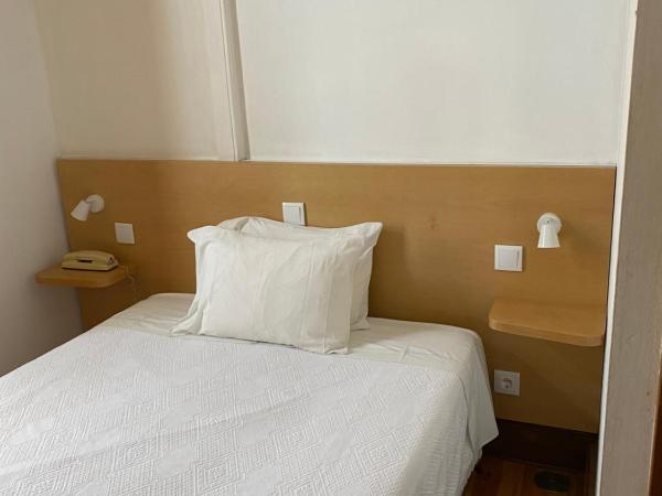 Guesthouse Lusa Atenas : photo 3 de la chambre chambre double