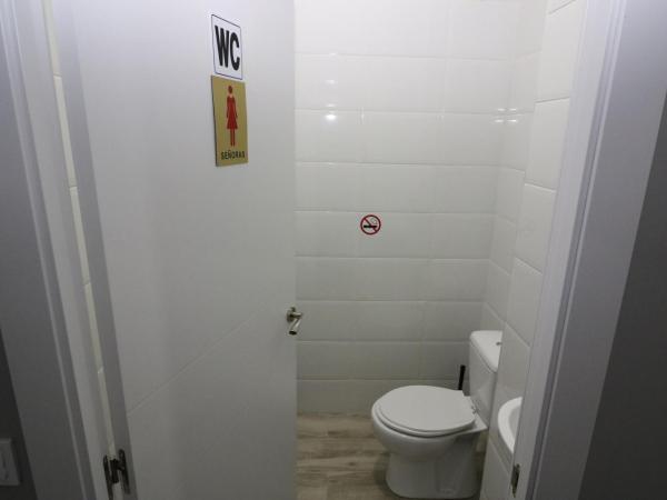 Madrid Downtown Hostel : photo 4 de la chambre lit dans dortoir mixte de 4 lits