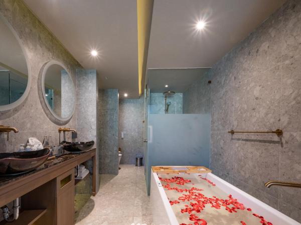 La Flora Khao Lak - SHA Extra Plus : photo 6 de la chambre chambre 
