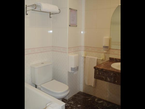 Hotel Aitana : photo 5 de la chambre chambre double