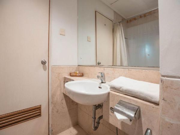 Hotel Bulevar Tanjung Duren Jakarta : photo 5 de la chambre chambre double standard
