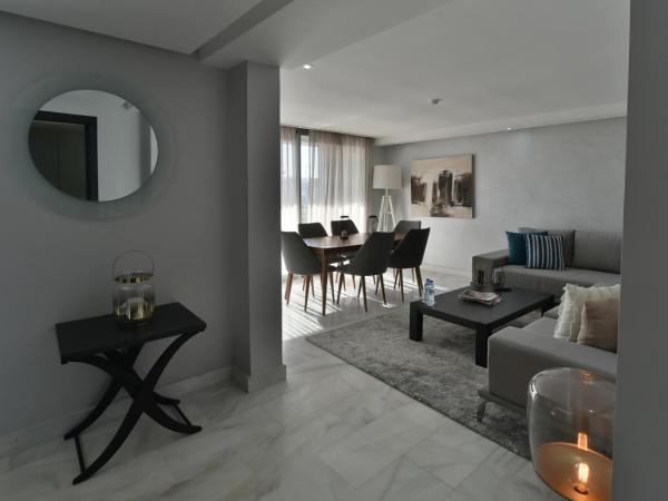 Le Yacht Suites Hotel : photo 1 de la chambre suite familiale