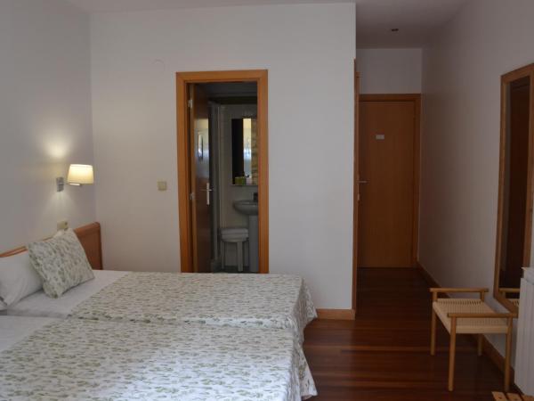 Pensión Nuevas Artes : photo 5 de la chambre chambre lits jumeaux