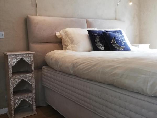 Wellness Sweet Bonihu B&B : photo 9 de la chambre chambre double sans baignoire spa - vue sur jardin