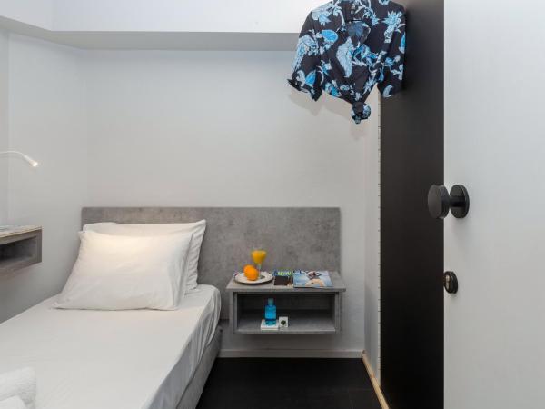 LOC HOSPITALITY Urban Den : photo 1 de la chambre chambre simple