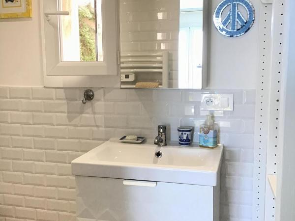 La Maisonette Antibes : photo 1 de la chambre bungalow - vue sur mer