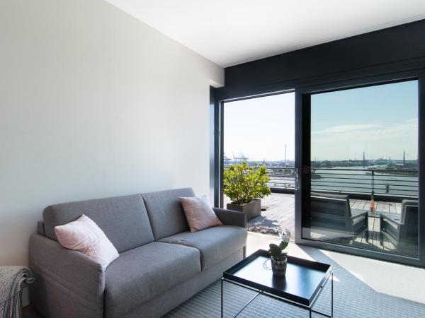 The Suites Rainvilleterrasse : photo 2 de la chambre suite with terrace on the elbe river