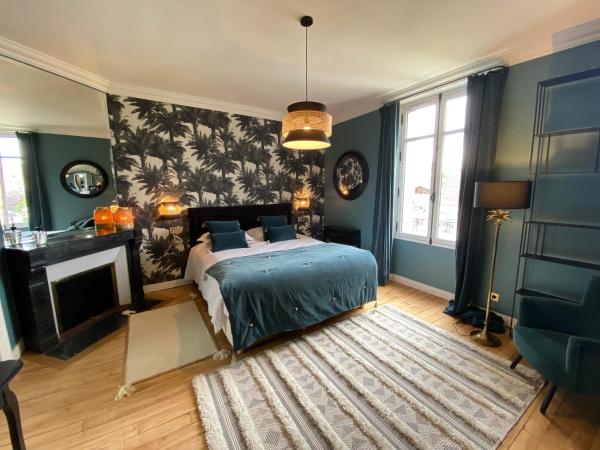 Maison Blanche Chartres - Maison d'hôtes 5 étoiles : photo 2 de la chambre suite familiale