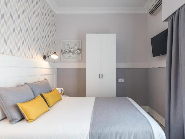 BYPILLOW Velázquez 45 : photo 2 de la chambre room #9096946