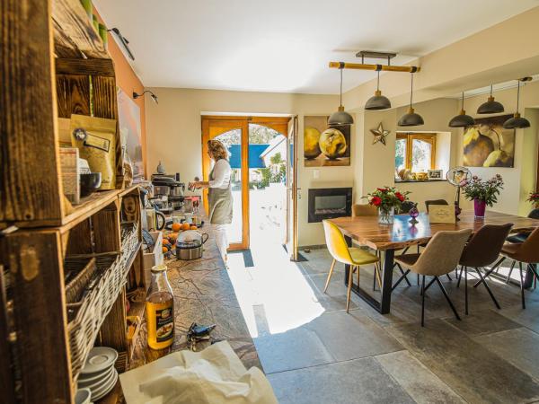 Le Jardin Des Secrets : photo 6 de la chambre chambre familiale avec douche 