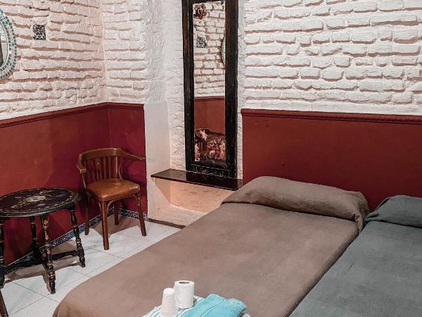 PENSION VERGARA , Sevilla : photo 5 de la chambre chambre double ou lits jumeaux avec salle de bains commune