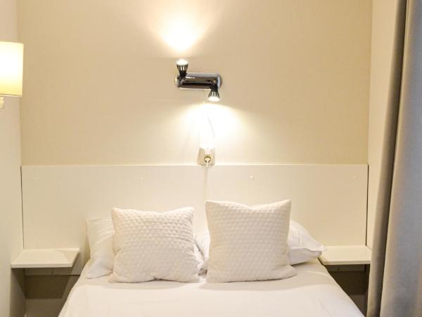 Family Hotel Kooyk : photo 3 de la chambre petite chambre double avec salle de bains privative