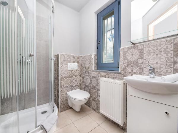 BLAHA ROOMS : photo 9 de la chambre chambre double ou lits jumeaux avec douche