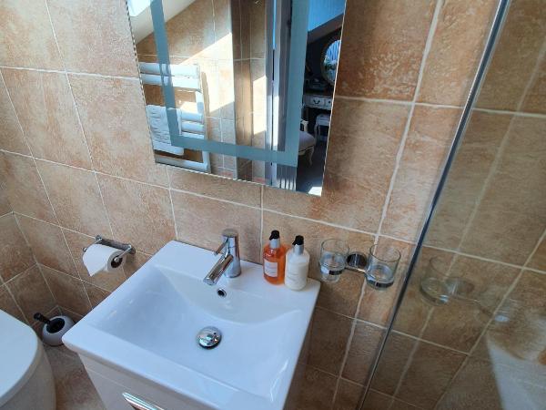 Tower Guest House : photo 7 de la chambre oriental dream king