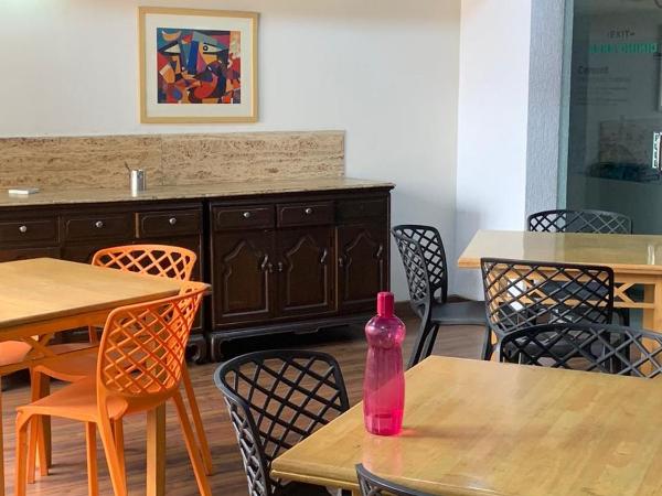 Ballygunge Guest House : photo 9 de la chambre chambre double deluxe avec baignoire