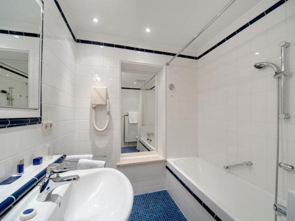 Grand Hotel Cravat : photo 8 de la chambre chambre double ou lits jumeaux standard