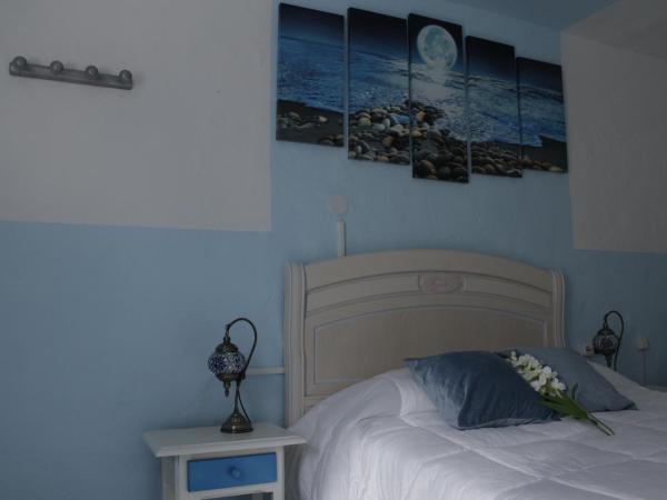 H Juan : photo 1 de la chambre chambre double - deuxième étage