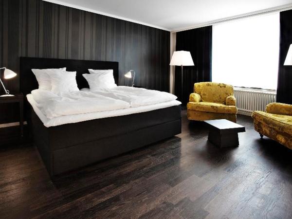 First Hotel Grand : photo 1 de la chambre room #17480113