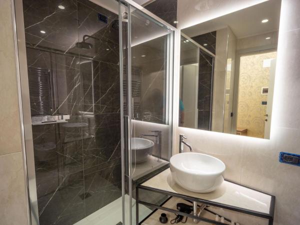 Locanda Cavanella : photo 9 de la chambre chambre triple supérieure