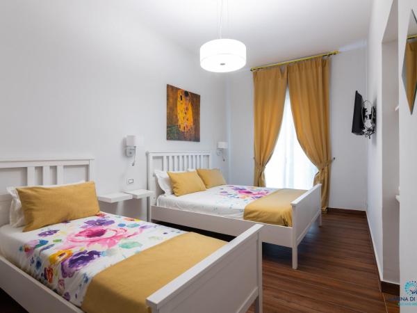 B&B Marina di Ortigia : photo 3 de la chambre chambre triple avec balcon