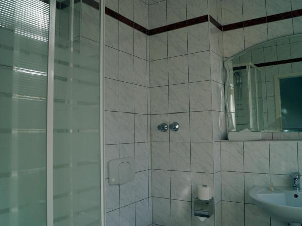 Hotel Karlshorst : photo 9 de la chambre suite 2 chambres