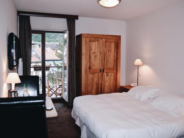 Auberge de Savoie : photo 10 de la chambre chambre familiale privilège