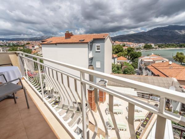 Pansion Epetium : photo 3 de la chambre chambre double avec balcon