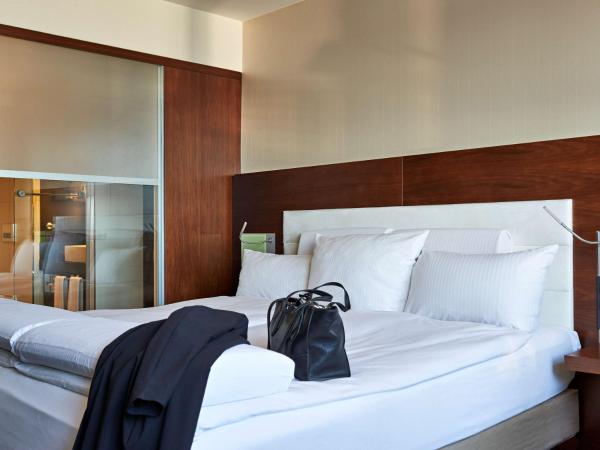Pullman Cologne : photo 6 de la chambre chambre lit king-size deluxe