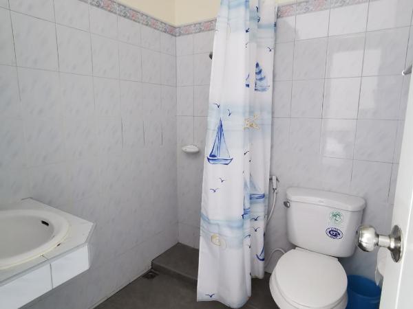 Subhamitra Hotel Hua Hin-SHA Certified : photo 7 de la chambre chambre familiale - b