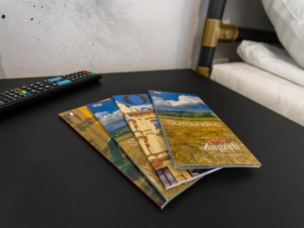 Timeout Heritage Hotel Zagreb : photo 9 de la chambre chambre familiale - vue sur ville 