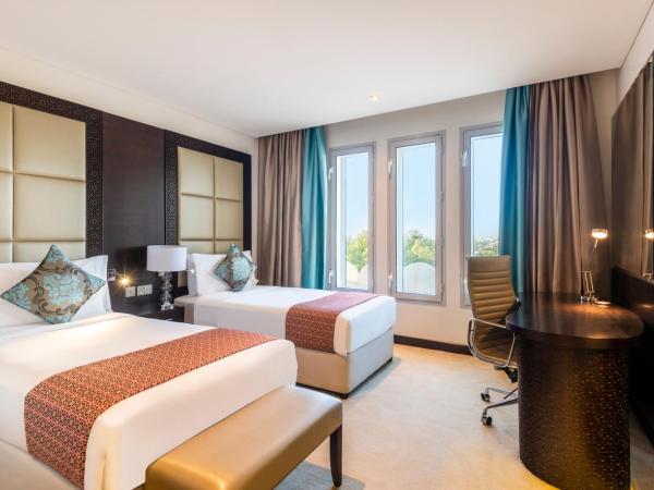Holiday Inn AlSeeb Muscat, an IHG Hotel : photo 1 de la chambre suite exécutive 2 chambres lit king-size - non-fumeurs