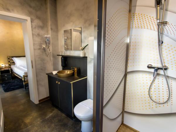 Timeout Heritage Hotel Zagreb : photo 3 de la chambre chambre double avec balcon