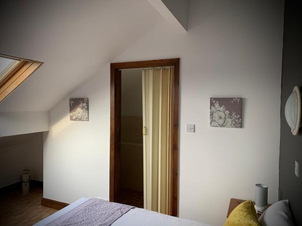 Manchester Stay Hotel - Free Parking : photo 6 de la chambre attic small double en-suite with kitchenette