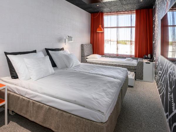 Original Sokos Hotel Kupittaa : photo 2 de la chambre chambre lits jumeaux standard avec canapé