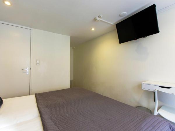 Quentin Arrive Hotel : photo 6 de la chambre chambre lits jumeaux avec salle de bains privative